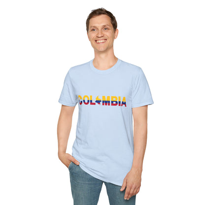 Camiseta com listras da bandeira da Colômbia